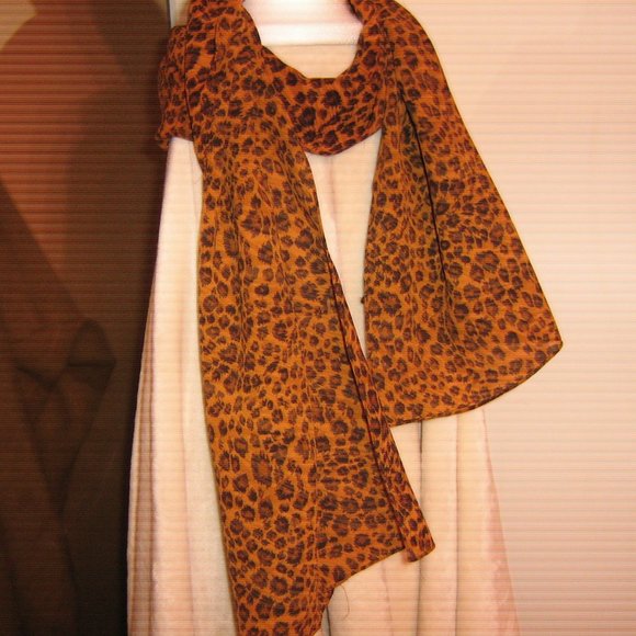 Ladies Scarves Set of 3. $5.00 AS AN ADD ON - Picture 1 of 5